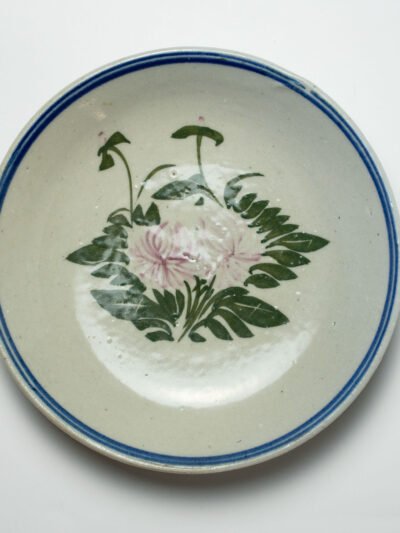 Chinese Antique Ming Dynasty Plate with Character Riding a Horse