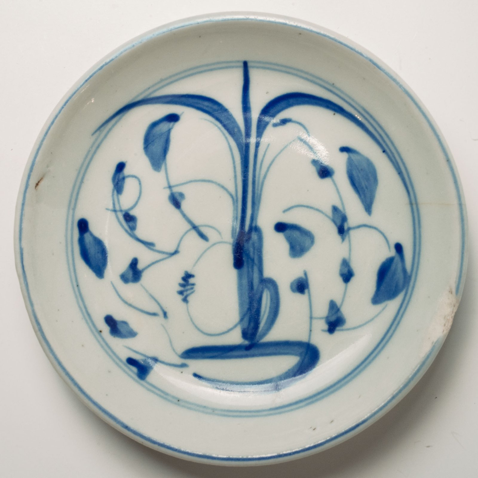 Chinese Antique Blue and White Ming Dynasty Plate with Character Riding a Horse