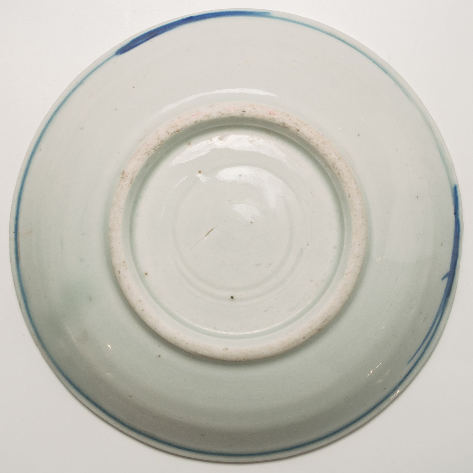 Chinese Antique Blue and White Ming Dynasty Plate with Character Riding a Horse - Image 3