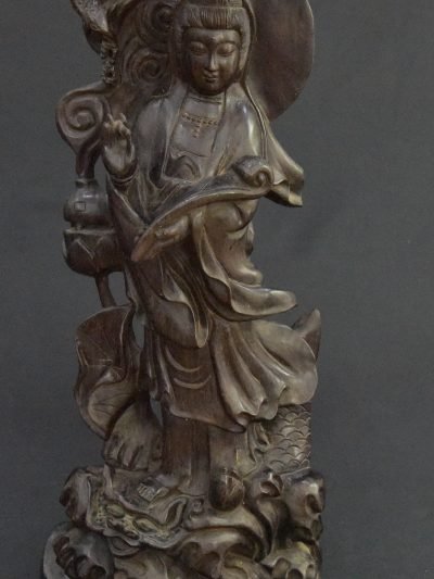 Vintage 1980s Wooden Guanyin Bodhisattva Statue – Intricately Carved Chinese Art Sculpture