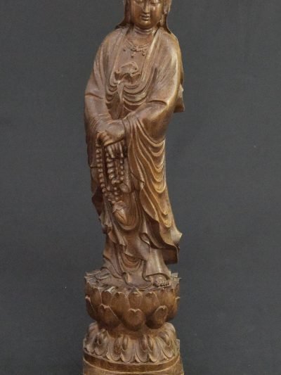 Vintage 1980s Wooden Guanyin Statue – Intricately Carved Buddhist Deity Sculpture