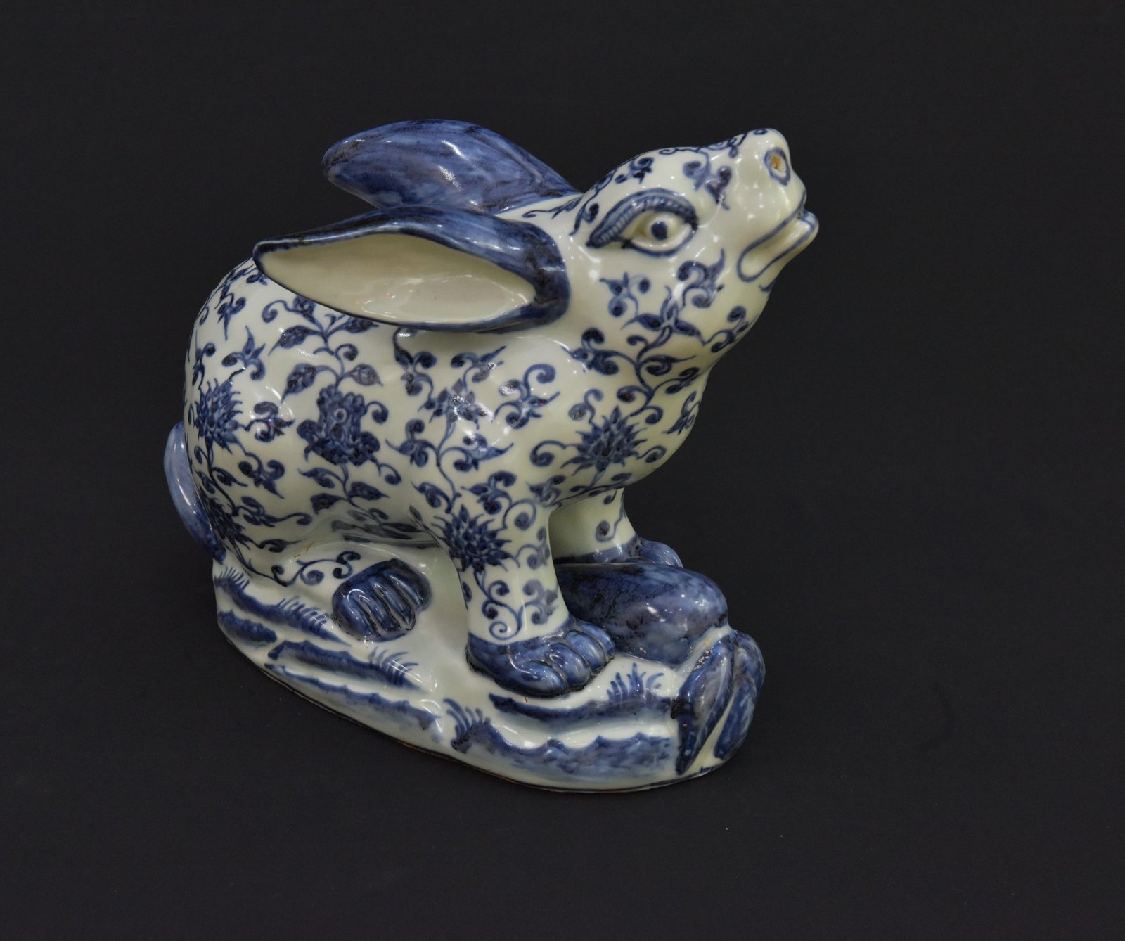 Vintage 80s Chinese Zodiac Ceramic Rabbit - Blue & White Figurine - Image 4