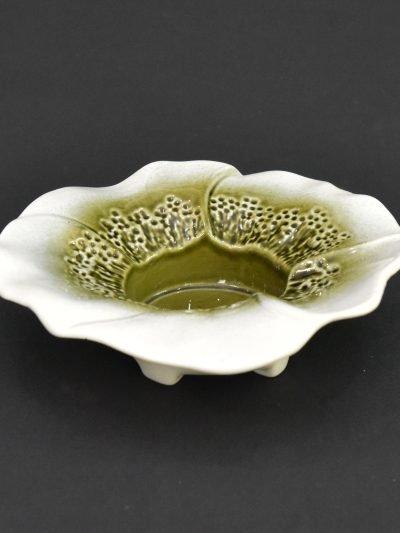 Vintage Late 90s Ceramic Flower-Shaped Plate – Green & White Glaze – Decorative Dish