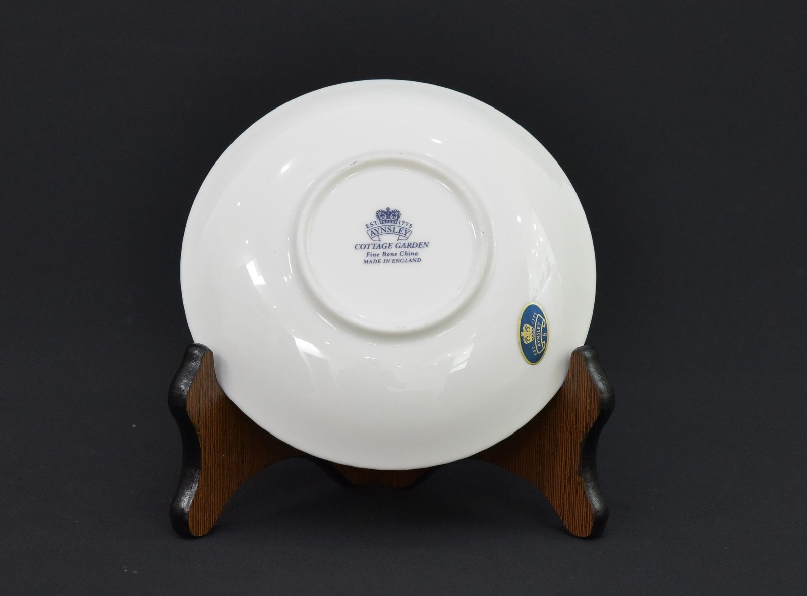 Vintage 1990s English Floral Porcelain Plates – Set of 2 – Made in the UK - Image 4