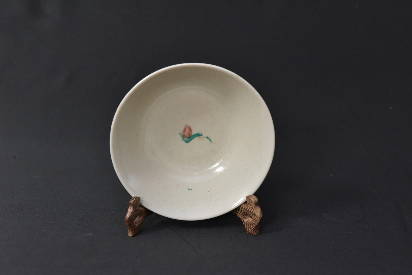 Vintage Chinese Porcelain Bowl – Floral and Bird Motif – Famille Verte Style - Image 3