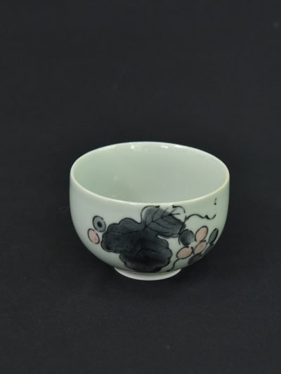 Japanese Porcelain Tea Cup – Floral and Leaf Motif – 2000s